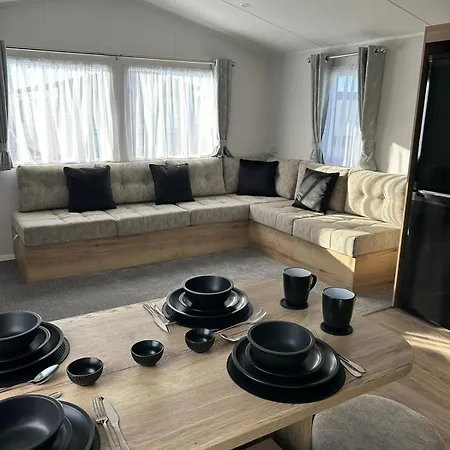 Lyons Robin Hood Rhyl Hv55 Apartment Exterior photo