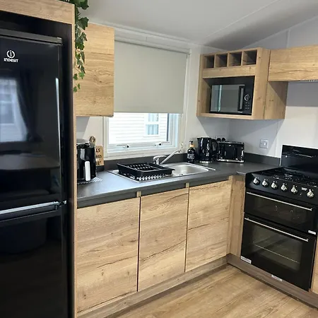 Lyons Robin Hood Rhyl Hv55 Apartment Exterior photo